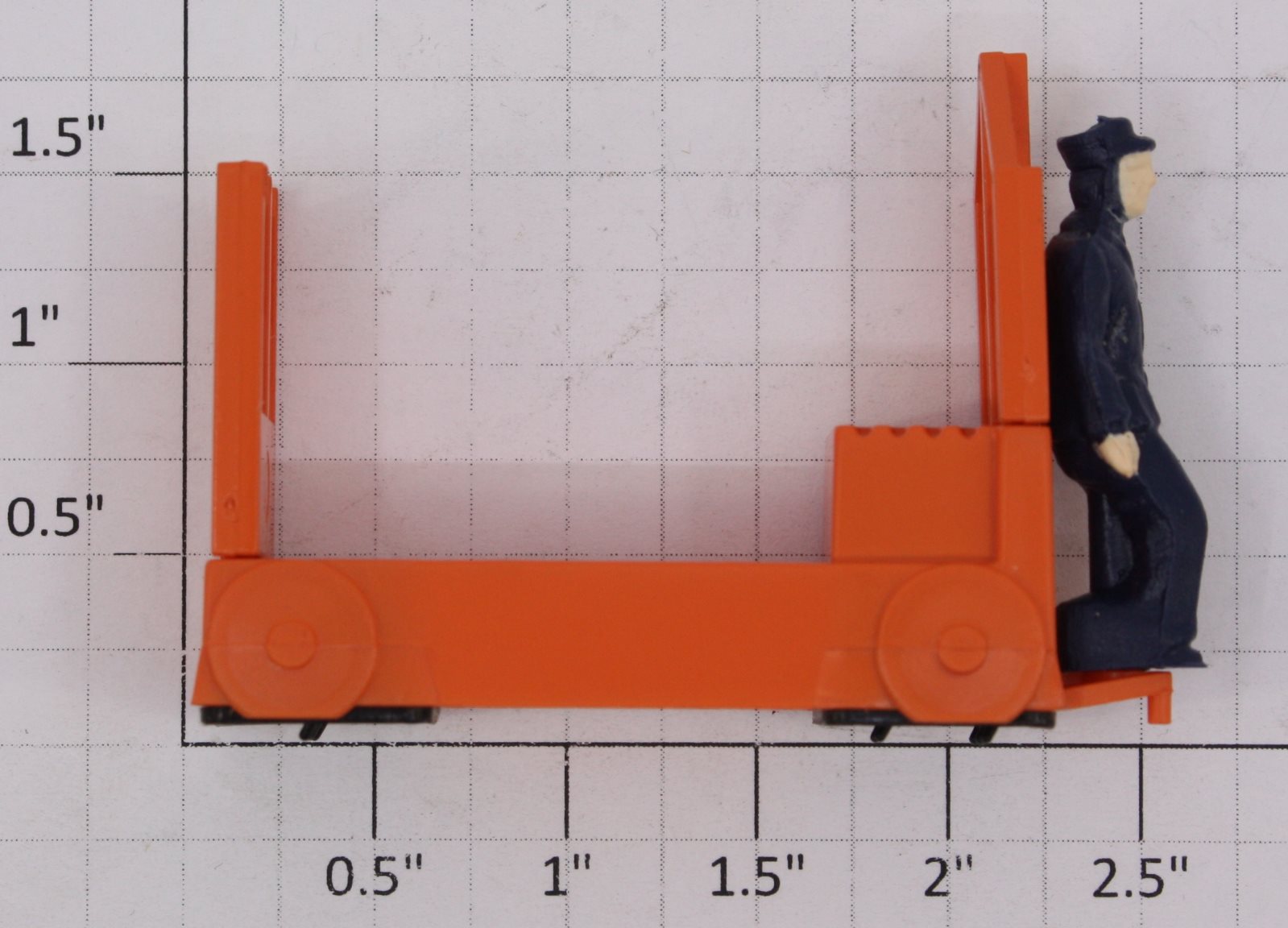 Lionel 14236-26 Orange Baggage Truck with Operator