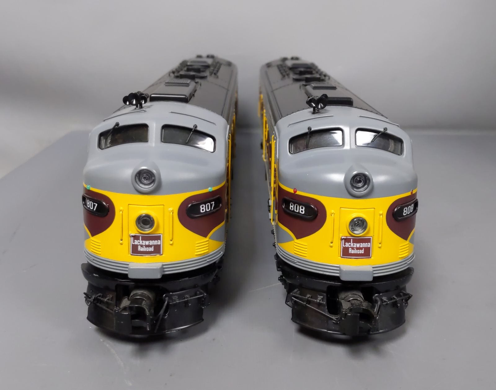 MTH 20-2893-1 Lackawanna E-8 ABA Diesel Engine Set w/PS 2.0 #807/808