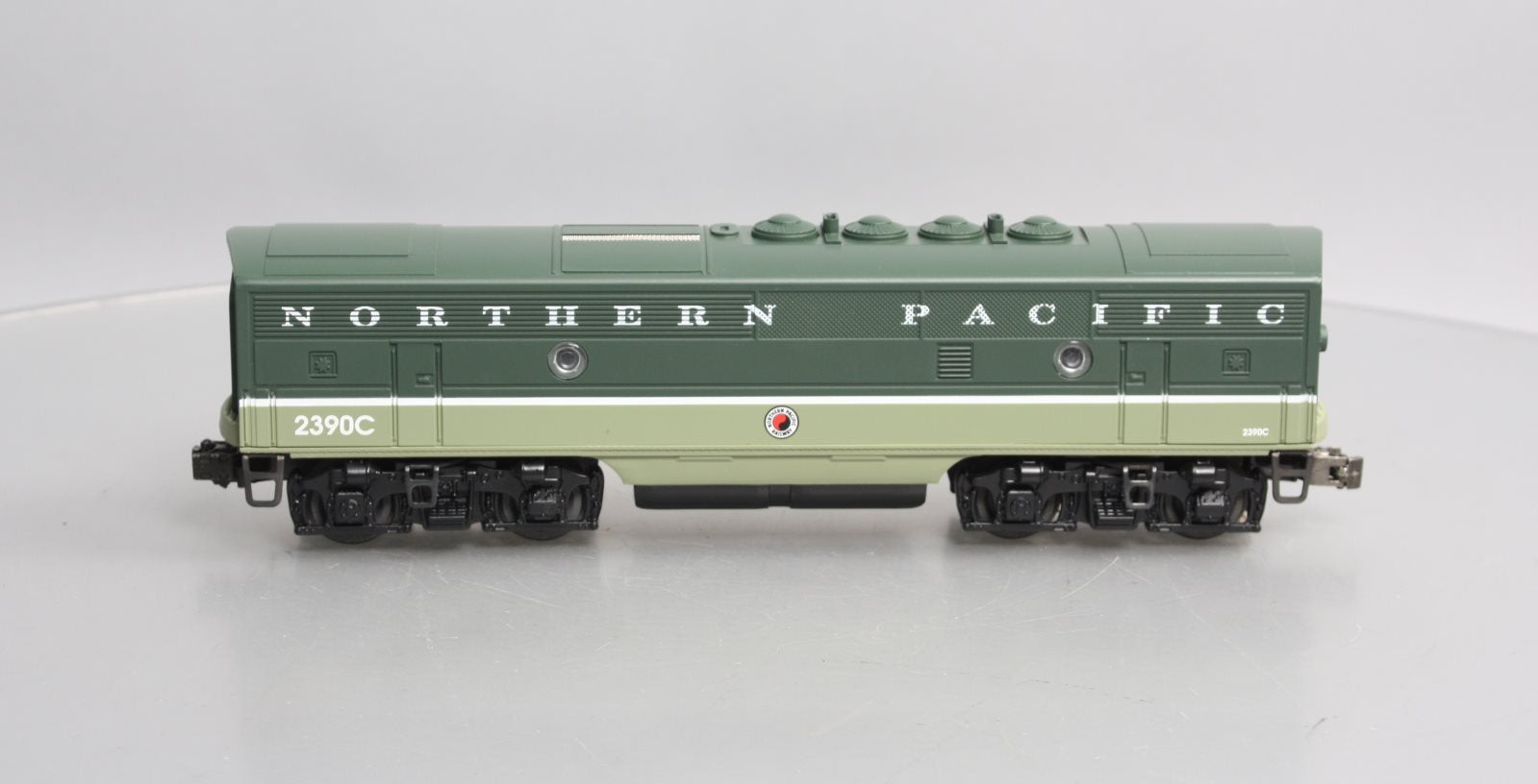 Lionel 6-18146 O Gauge Northern Pacific F-3 B-Unit Diesel Locomotive #2390C LN/Box