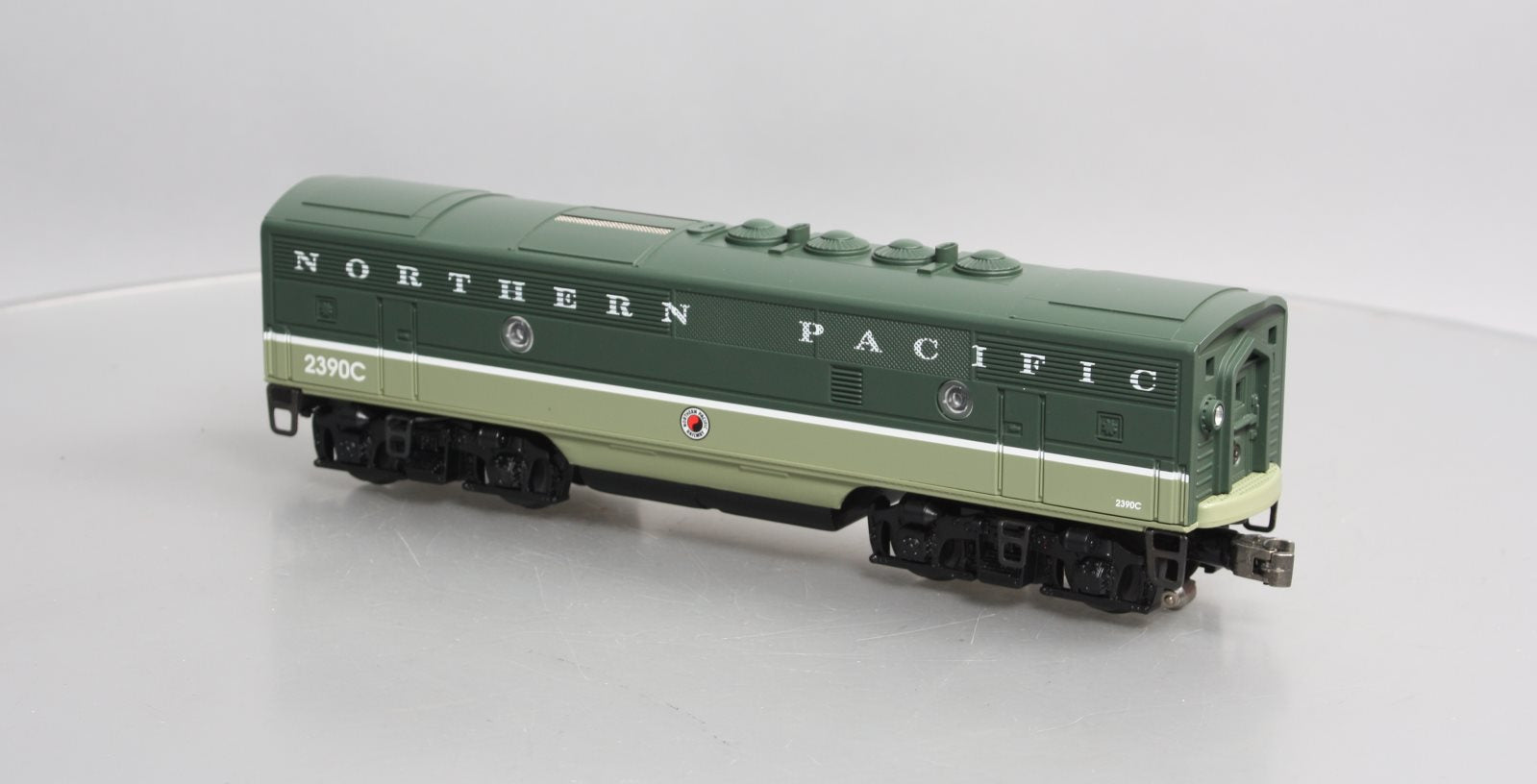 Lionel 6-18146 O Gauge Northern Pacific F-3 B-Unit Diesel Locomotive #2390C LN/Box