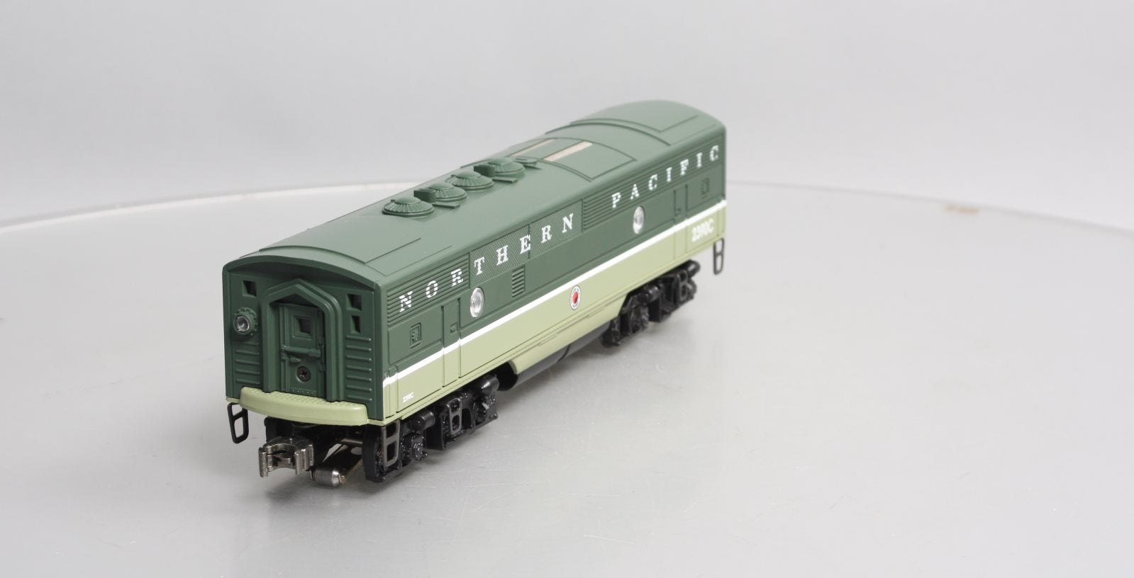 Lionel 6-18146 O Gauge Northern Pacific F-3 B-Unit Diesel Locomotive #2390C LN/Box