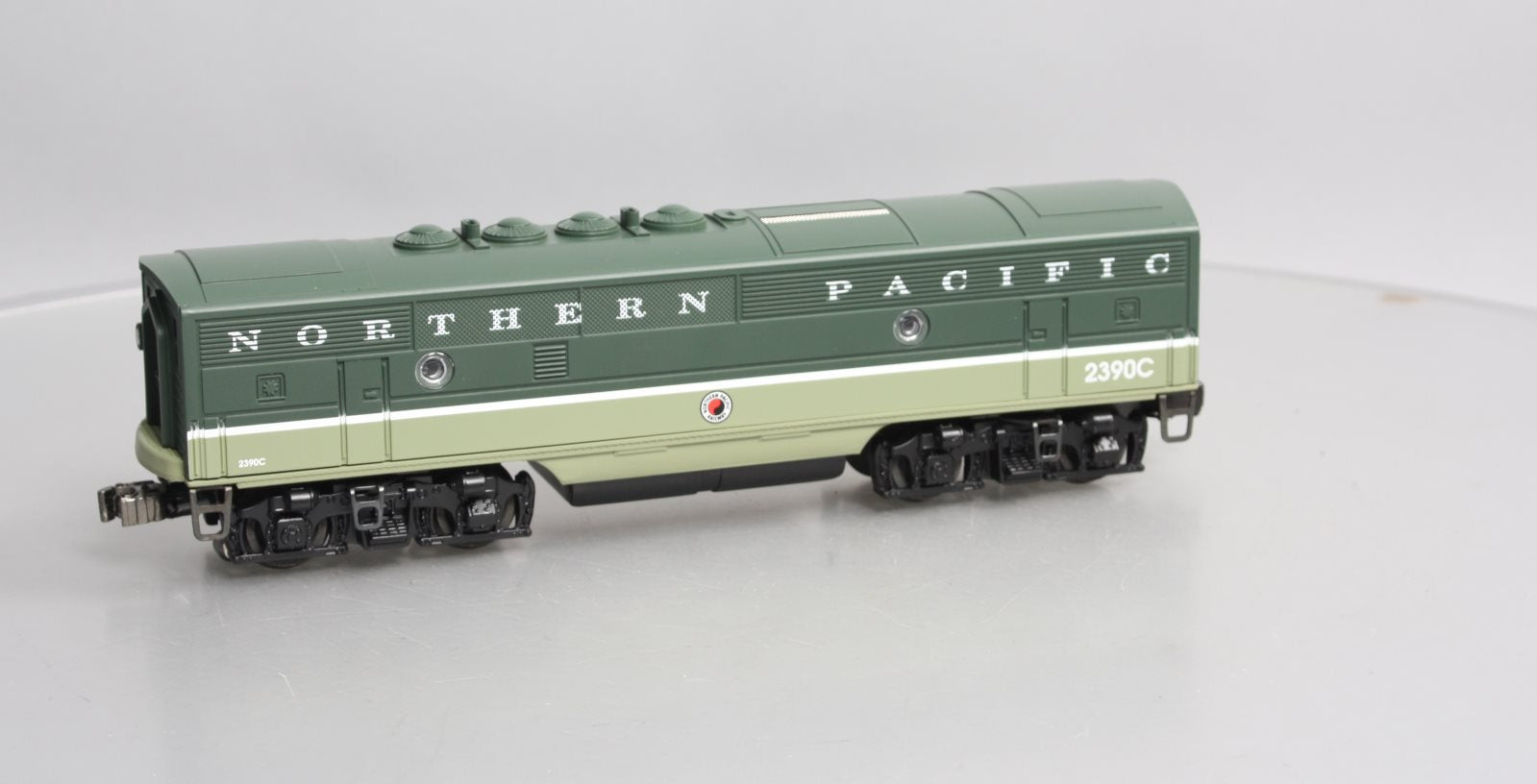 Lionel 6-18146 O Gauge Northern Pacific F-3 B-Unit Diesel Locomotive #2390C LN/Box
