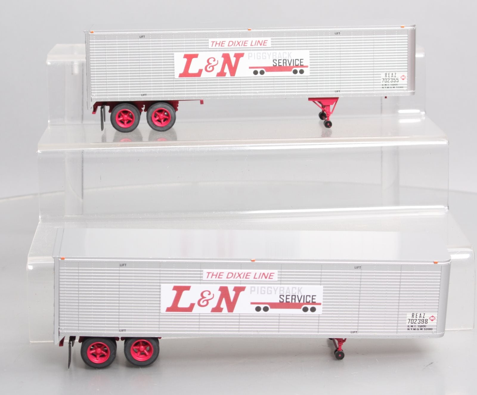 Lionel 6-84884 O Louisville & Nashville 40' Trailer (Pack of 2)