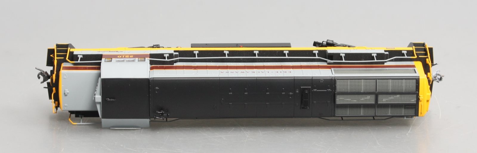 Bowser 23810 HO Scale Erie Lackawanna GE U25B Executive Line Diesel #2510