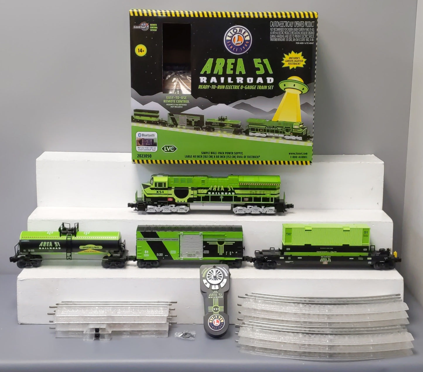 Lionel 2023050 Area 51 LionChief O Gauge Diesel Train Set with Bluetooth