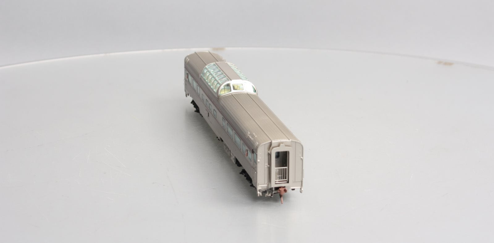 Rapido Trains 116013 HO Canadian Pacific Budd Mid-Train Dome #505
