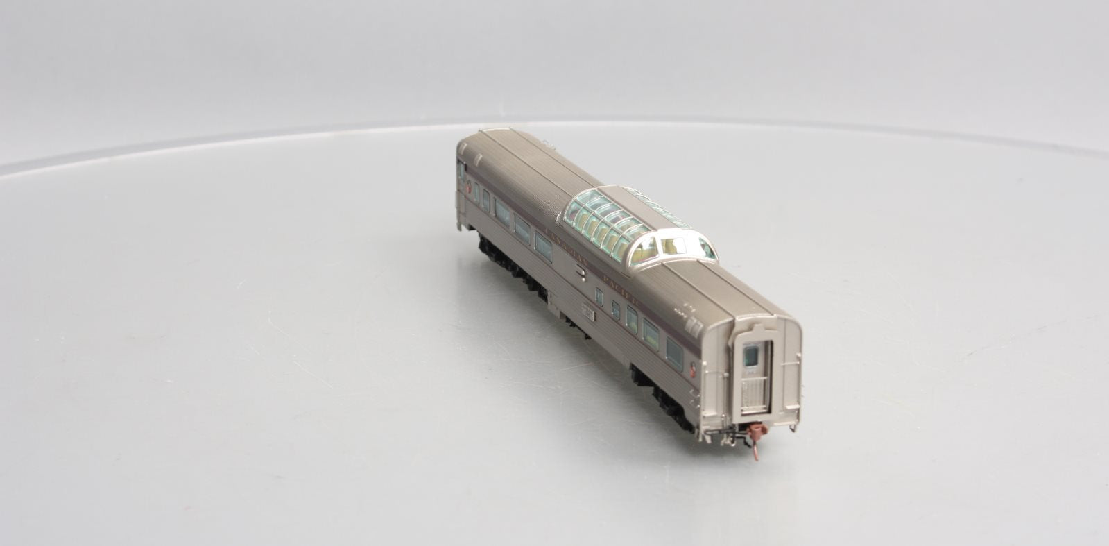 Rapido Trains 116013 HO Canadian Pacific Budd Mid-Train Dome #505