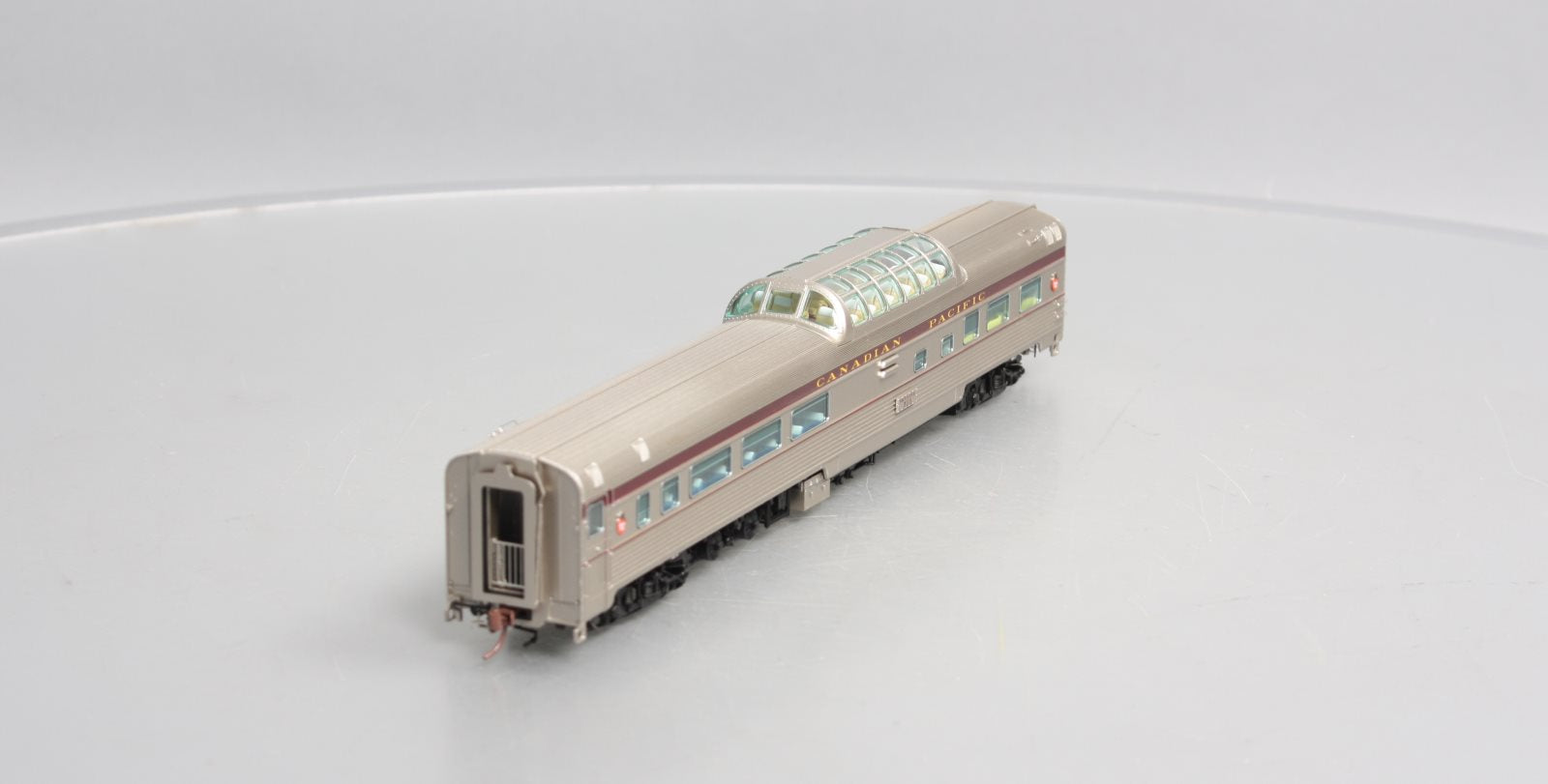Rapido Trains 116015 HO Canadian Pacific Budd Mid-Train Dome #513