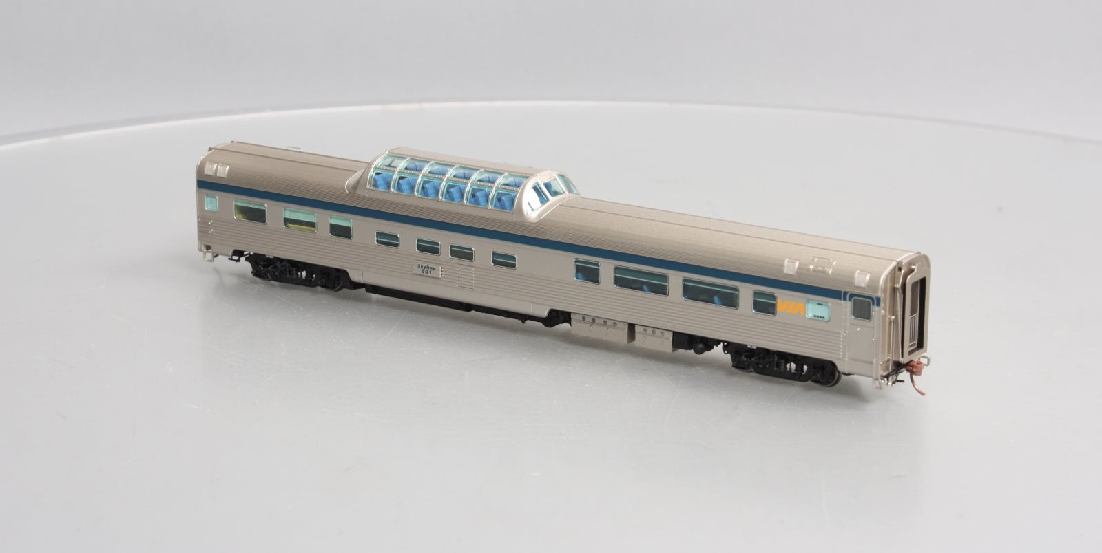 Rapido Trains 116033 HO Via Rail Canada Budd Mid-Train Dome #501 LN/Box