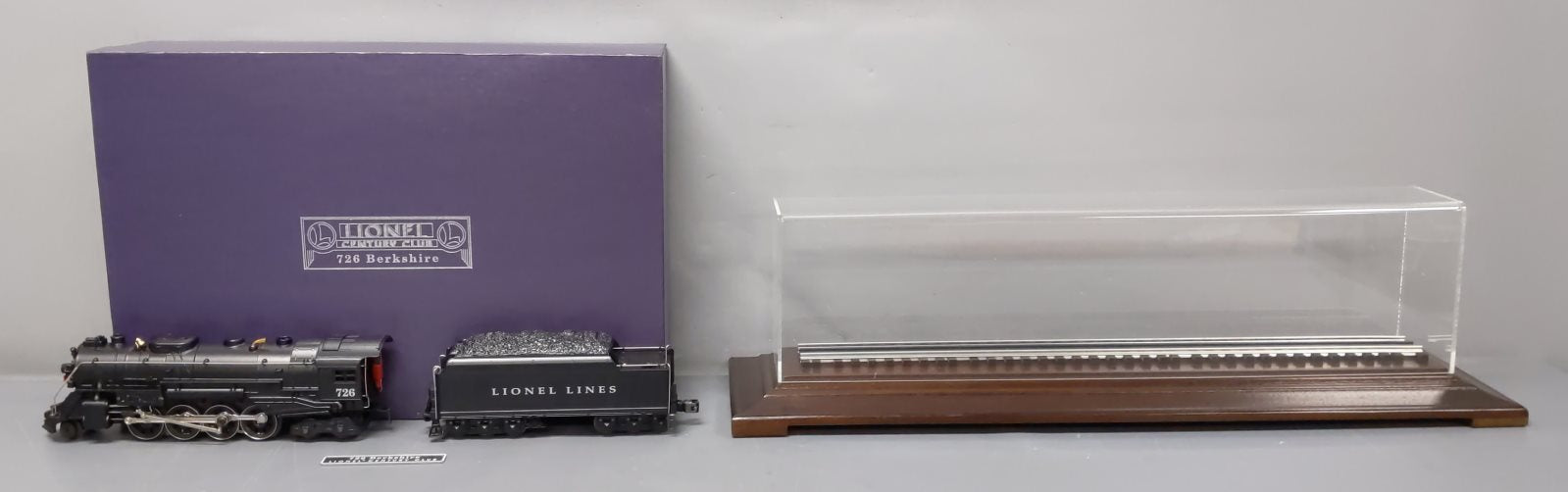 Lionel 6-18053 O Century Club 2-8-4 Berkshire Steam Loco & Tender #726 w/Case LN/Box