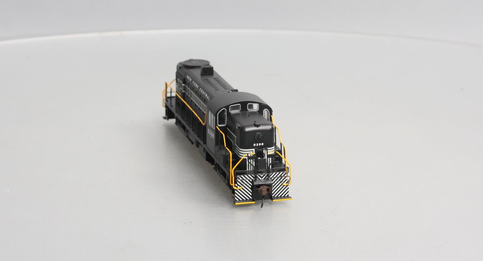 Bachmann 64206 HO NYC Alco RS 3 Diesel Locomotive #8298 w/DCC