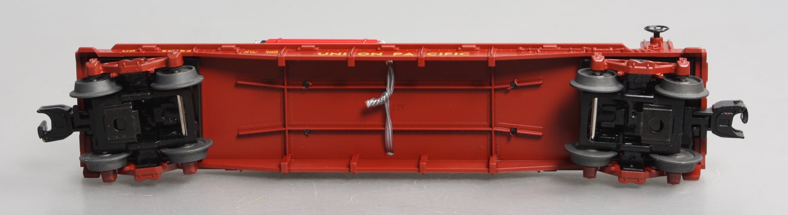 MTH 30-76403 UP Flat Car w/'23 Maxim C1 Fire Truck