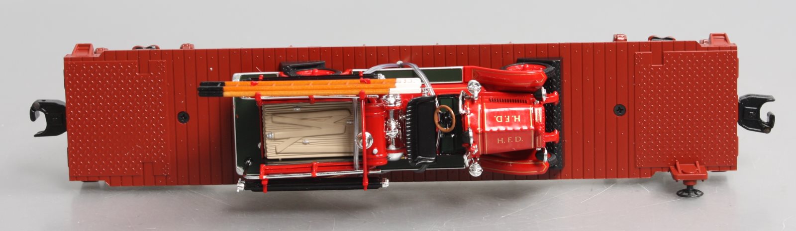 MTH 30-76403 UP Flat Car w/'23 Maxim C1 Fire Truck