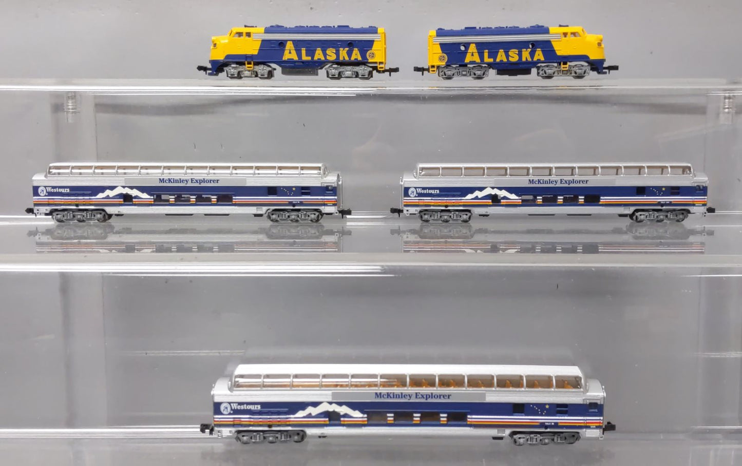 Bachmann 24023 N Scale Alaska Mckinley Explorer Diesel Starter Train Set EX
