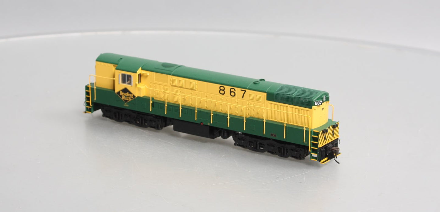 Atlas 7866 HO Scale Reading FM Trainmaster Diesel Locomotive #867