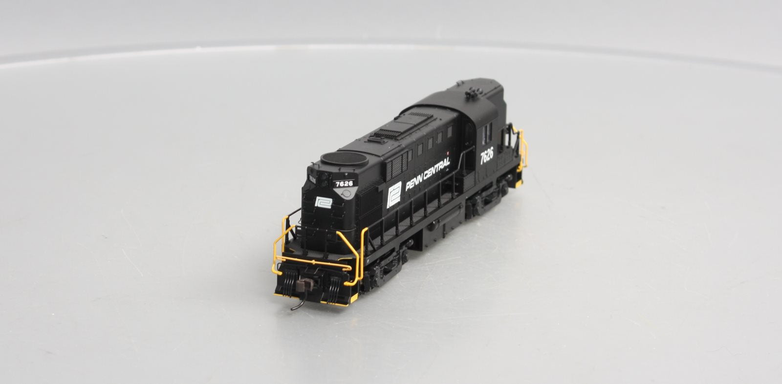 Atlas 8811 HO Scale Penn Central RS-11 Diesel Locomotive #7626
