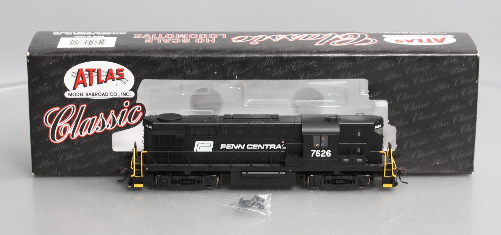 Atlas 8811 HO Scale Penn Central RS-11 Diesel Locomotive #7626
