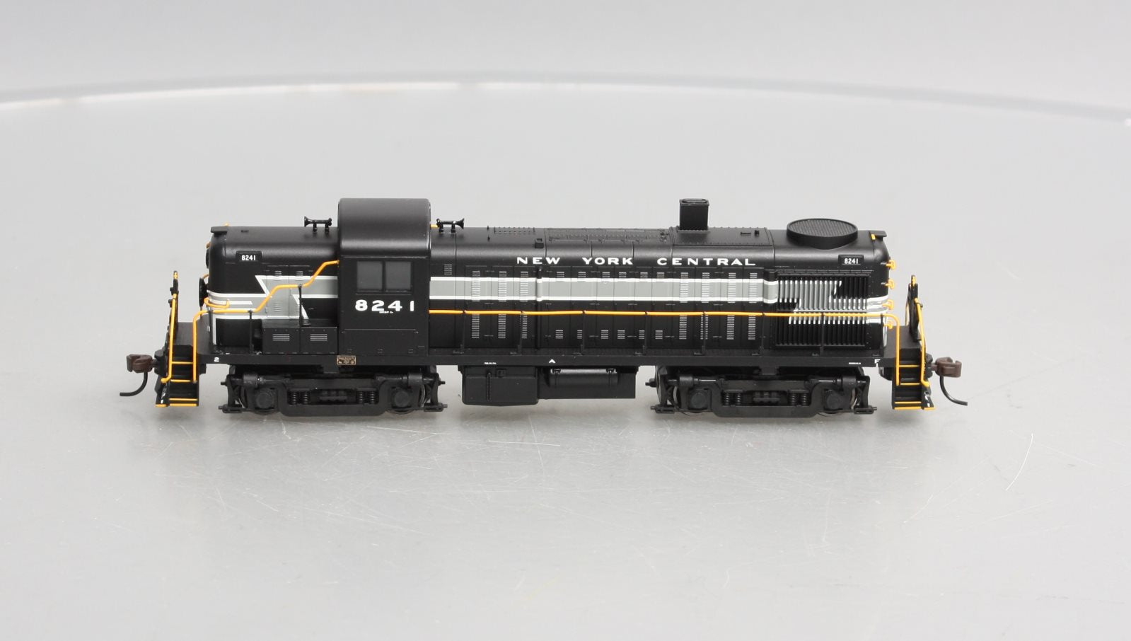 Atlas 10001937 HO New York Central Silver Series RS-3 Locomotive #8241