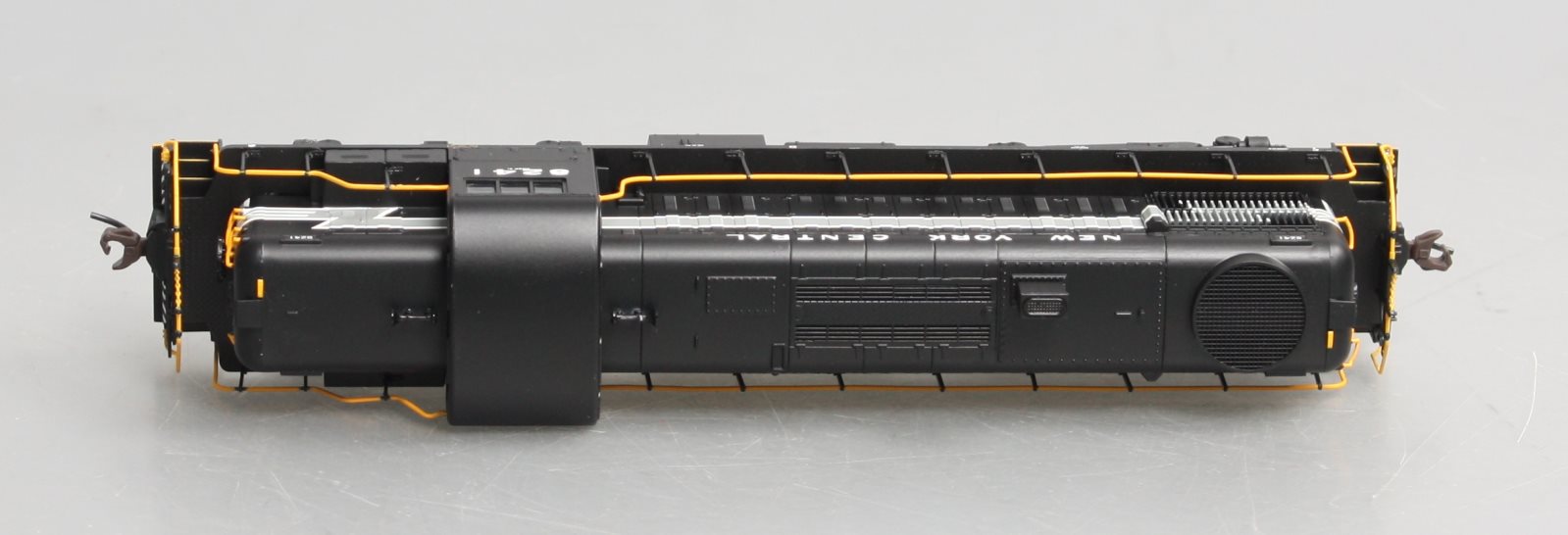 Atlas 10001937 HO New York Central Silver Series RS-3 Locomotive #8241