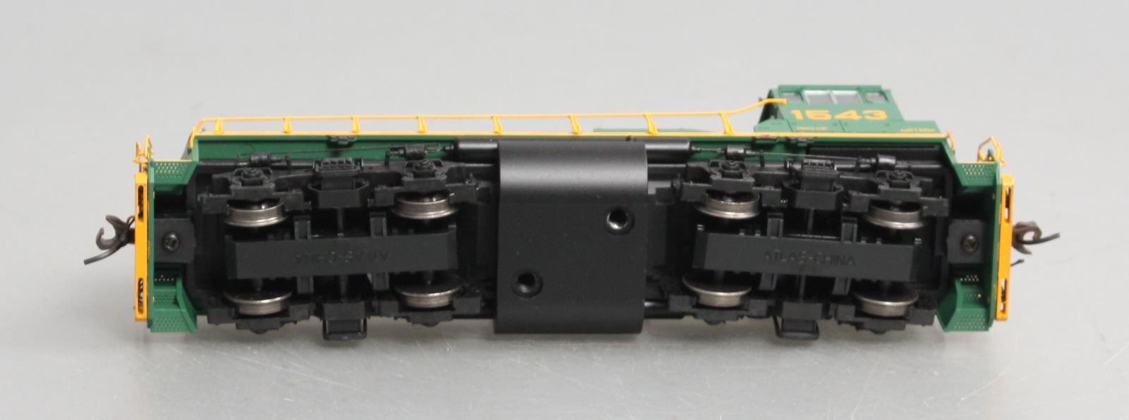 Atlas 10002867 HO Reading & Northern MP15DC Diesel Locomotive #1543