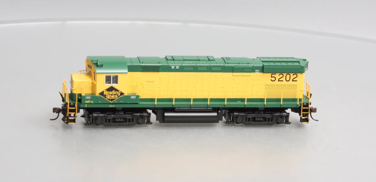 Atlas 10002536 HO Scale Reading C424 Phase 1 Diesel Locomotive #5202