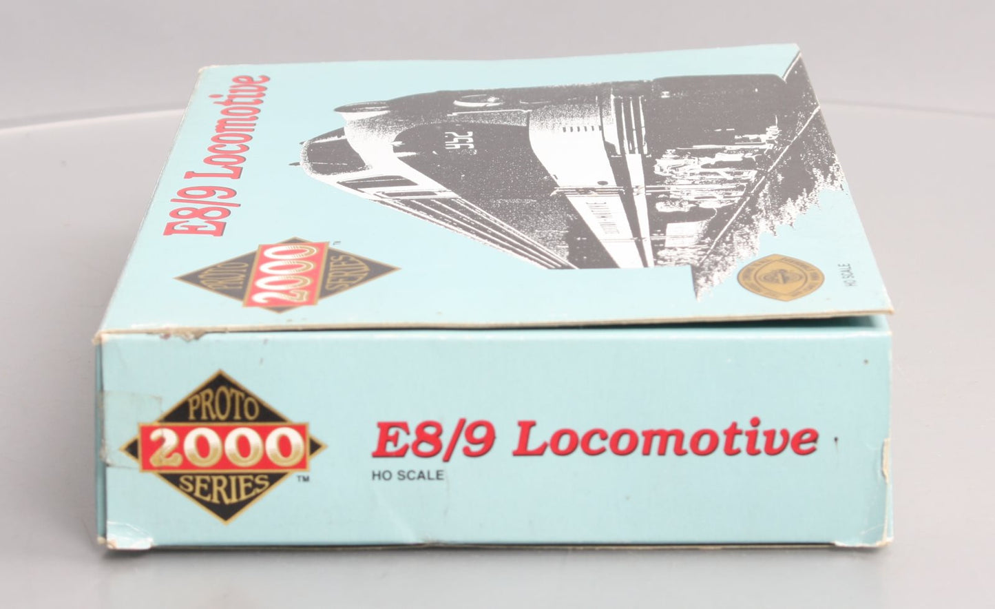 Proto 2000 8707 HO Scale DL&W E8/9 Diesel Locomotive #817 EX/Box
