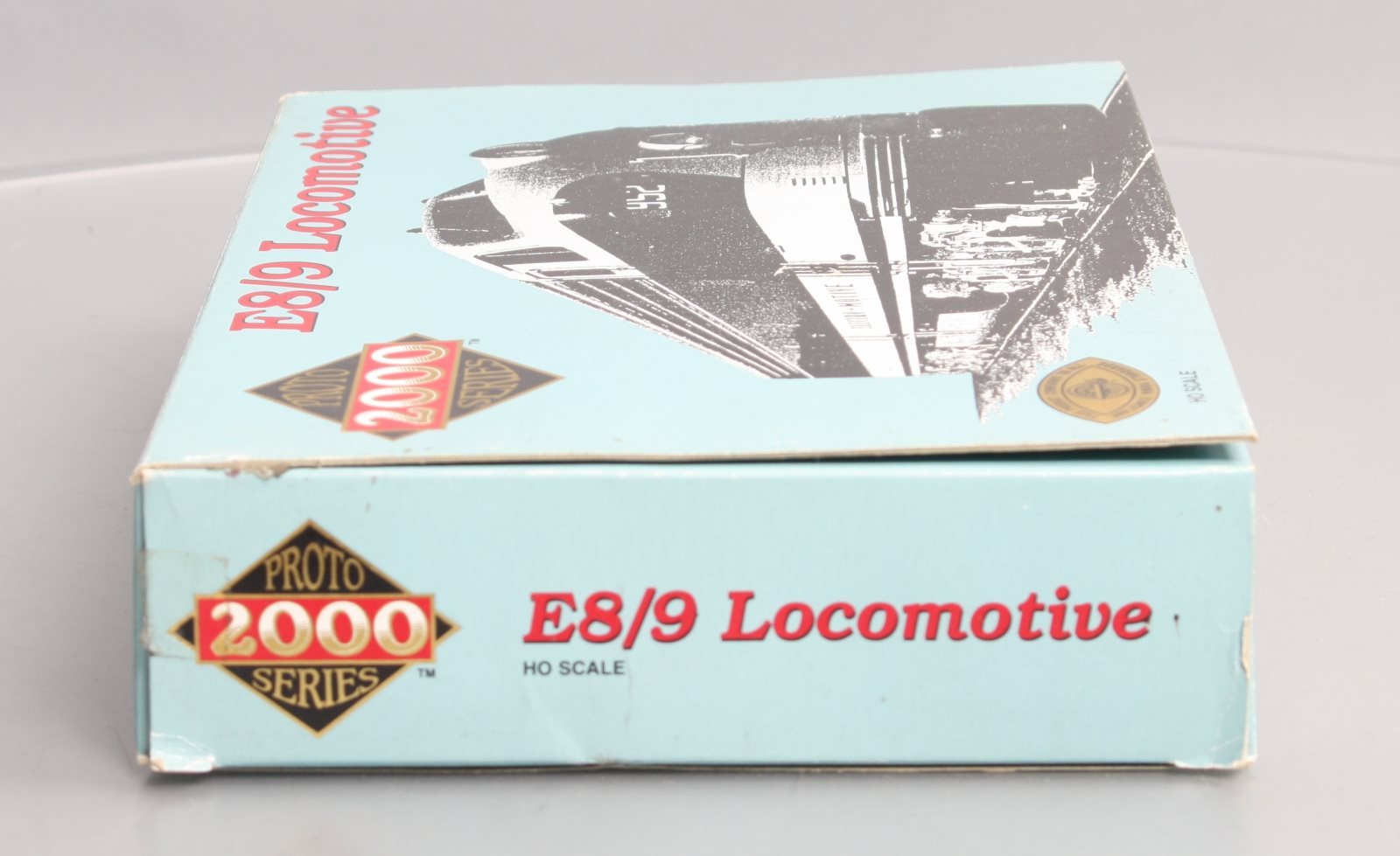 Proto 2000 8707 HO Scale DL&W E8/9 Diesel Locomotive #817 EX/Box