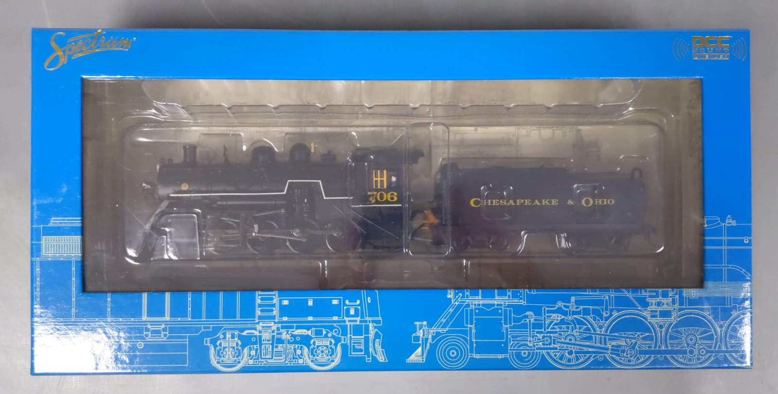 Bachmann 01401 C&O HO Gauge Steam Train Set with Dynamis Controller W/DCC
