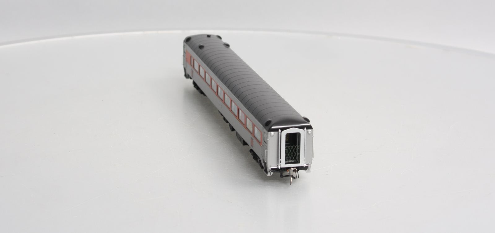 Rapido Trains 17031 HO New Haven Pullman-Bradley Stainless Steel Coach #8659