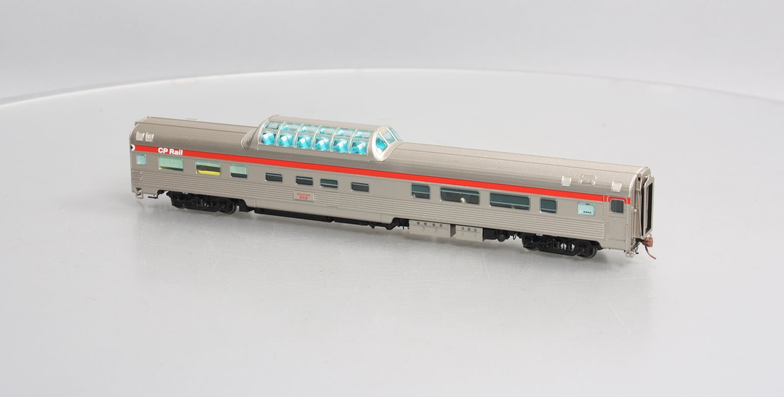 Rapido Trains 116018 HO Canadian Pacific Budd Mid-Train Dome #502
