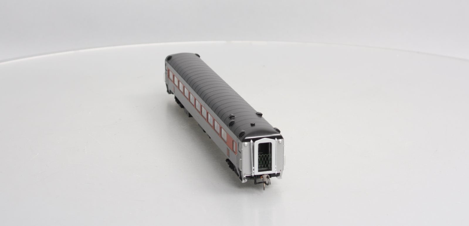 Rapido Trains 17029 HO New Haven Pullman-Bradley Stainless Steel Coach #8648