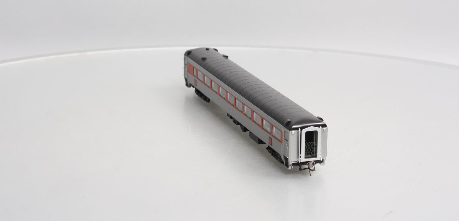 Rapido Trains 17029 HO New Haven Pullman-Bradley Stainless Steel Coach #8648
