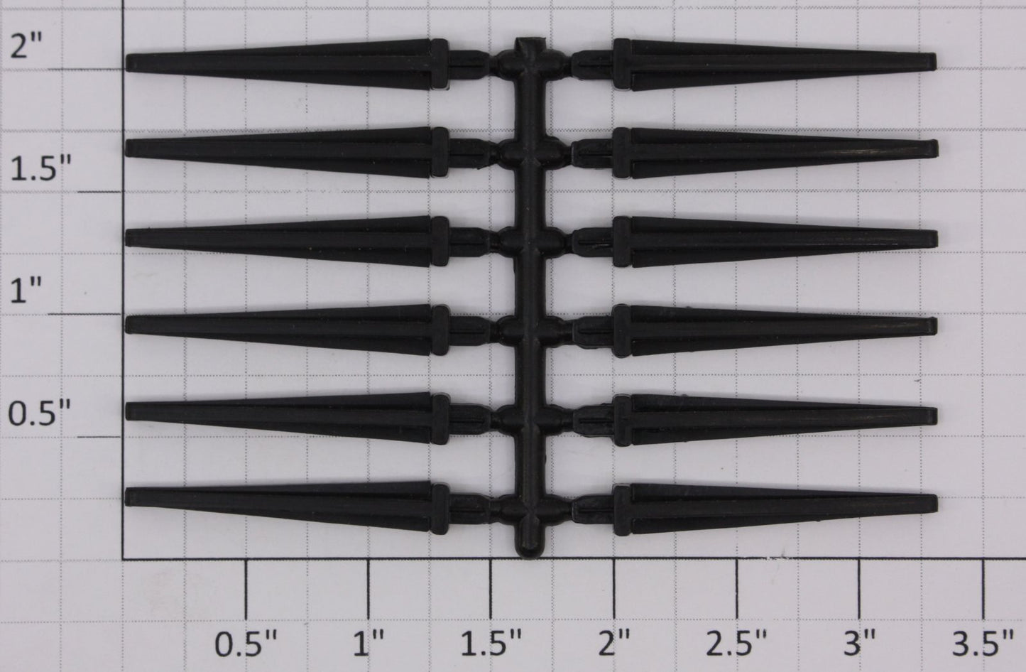 Lionel 9823-7 Black Plastic Flat Car Stake Bulk (Set of 12)