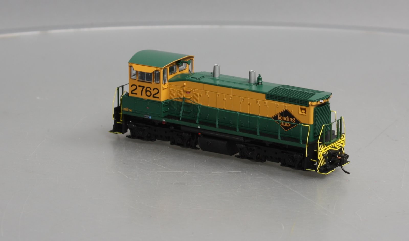 Broadway Limited 3331 HO Reading EMD SW1500 Diesel Locomotive w/DCC/Sound #2762