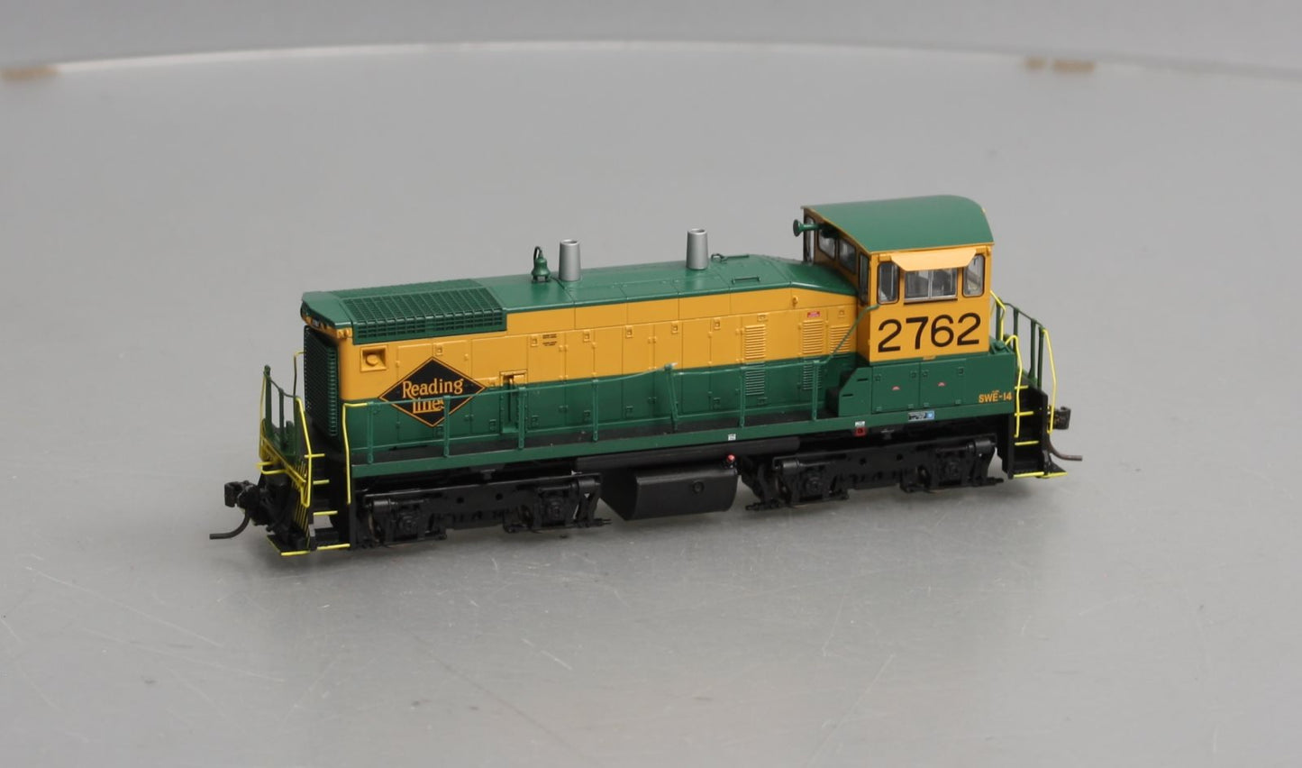 Broadway Limited 3331 HO Reading EMD SW1500 Diesel Locomotive w/DCC/Sound #2762