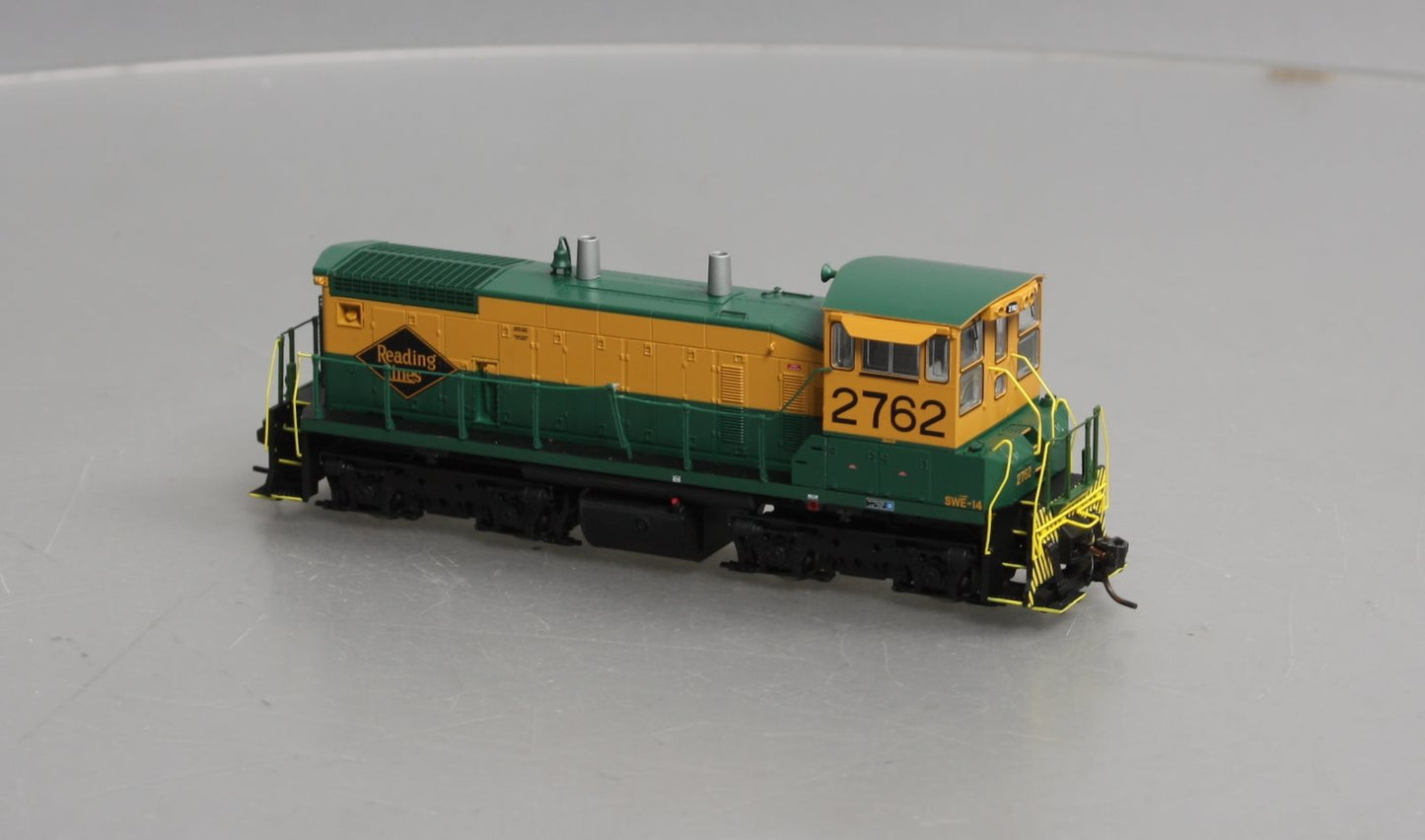 Broadway Limited 3331 HO Reading EMD SW1500 Diesel Locomotive w/DCC/Sound #2762