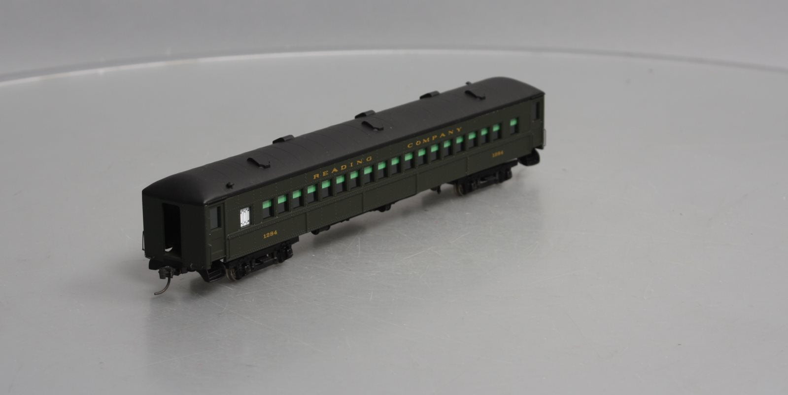 The Bethlehem Car Works BCW5210-02 HO Reading Company Passenger Car #1284 LN/Box