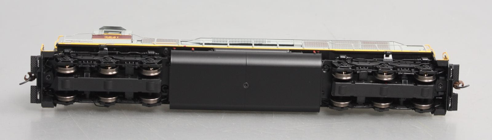 Athearn G63699 HO Erie Lackawanna SDP45 Diesel Locomotive with DCC & Sound #3641