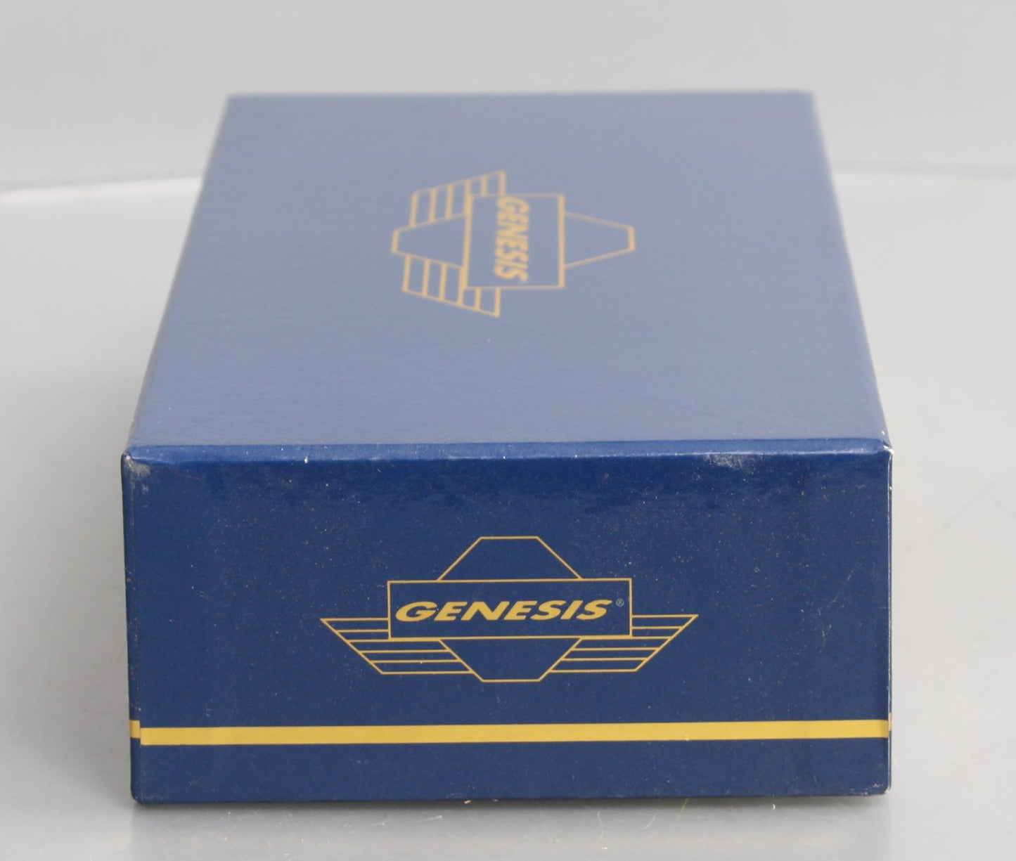 Athearn G40797 HO Delaware & Hudson GP39-2 Phase I Diesel Locomotive #7418
