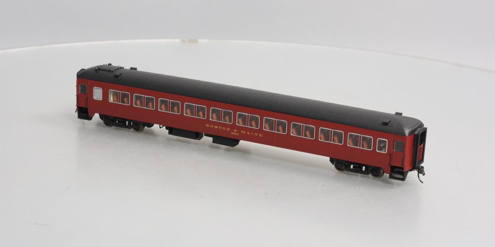 Rapido Trains 109052 HO Boston & Maine PS Osgood-Bradley 10-Window Coach #4601