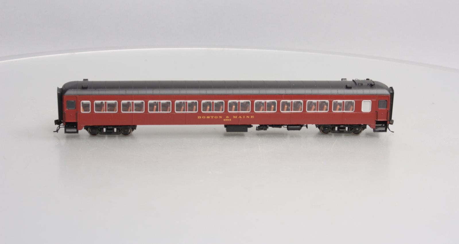 Rapido Trains 109049 HO Boston & Maine 'Osgood Bradley' 10-Window Coach #4584