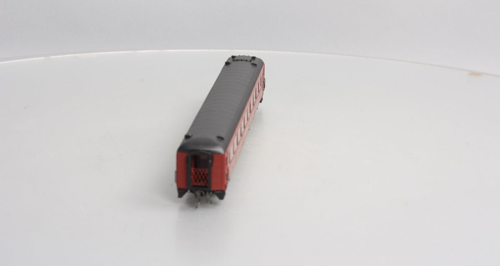 Rapido Trains 109049 HO Boston & Maine 'Osgood Bradley' 10-Window Coach #4584