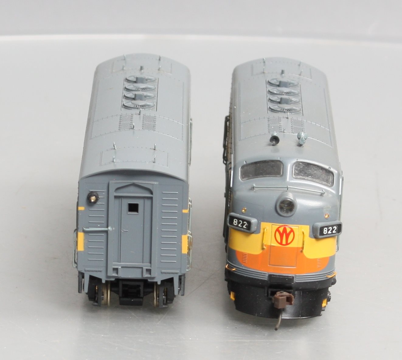 Stewart 5311 HO NYO&W EMD F3 Phase II A/B Diesel Locomotives #822 EX/Box