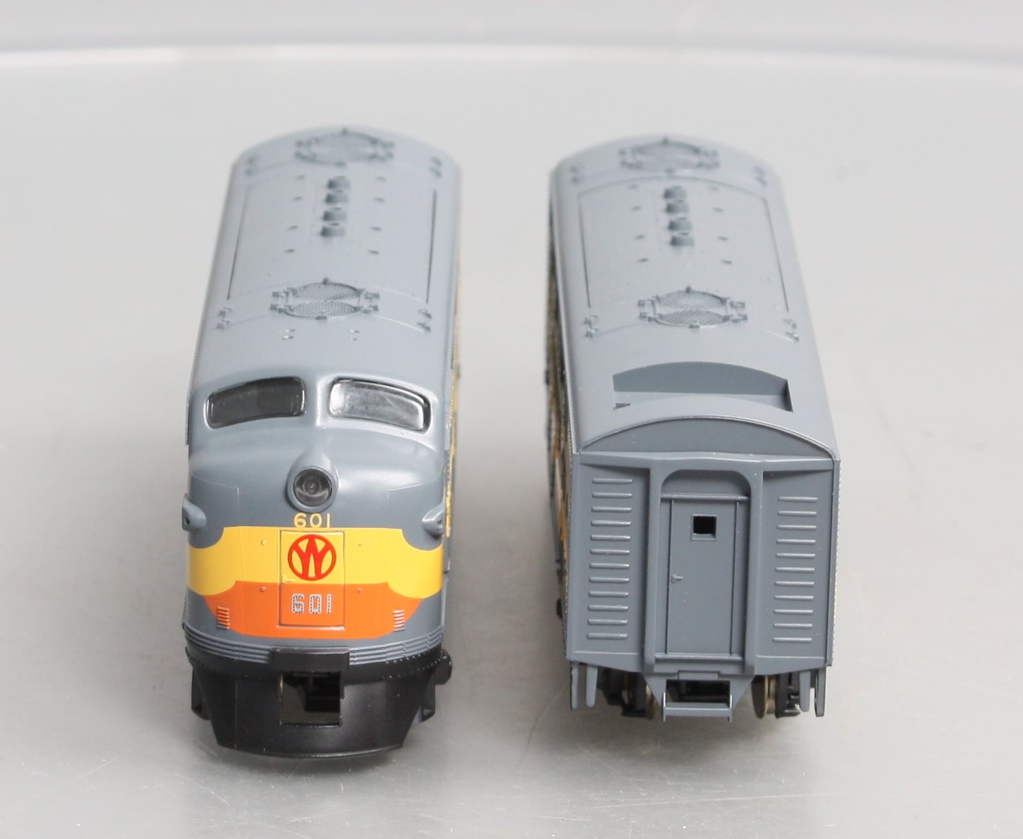 Stewart Hobbies 5045 HO NYO&W EMD FT A/B Diesel Locomotive #1 Set #601