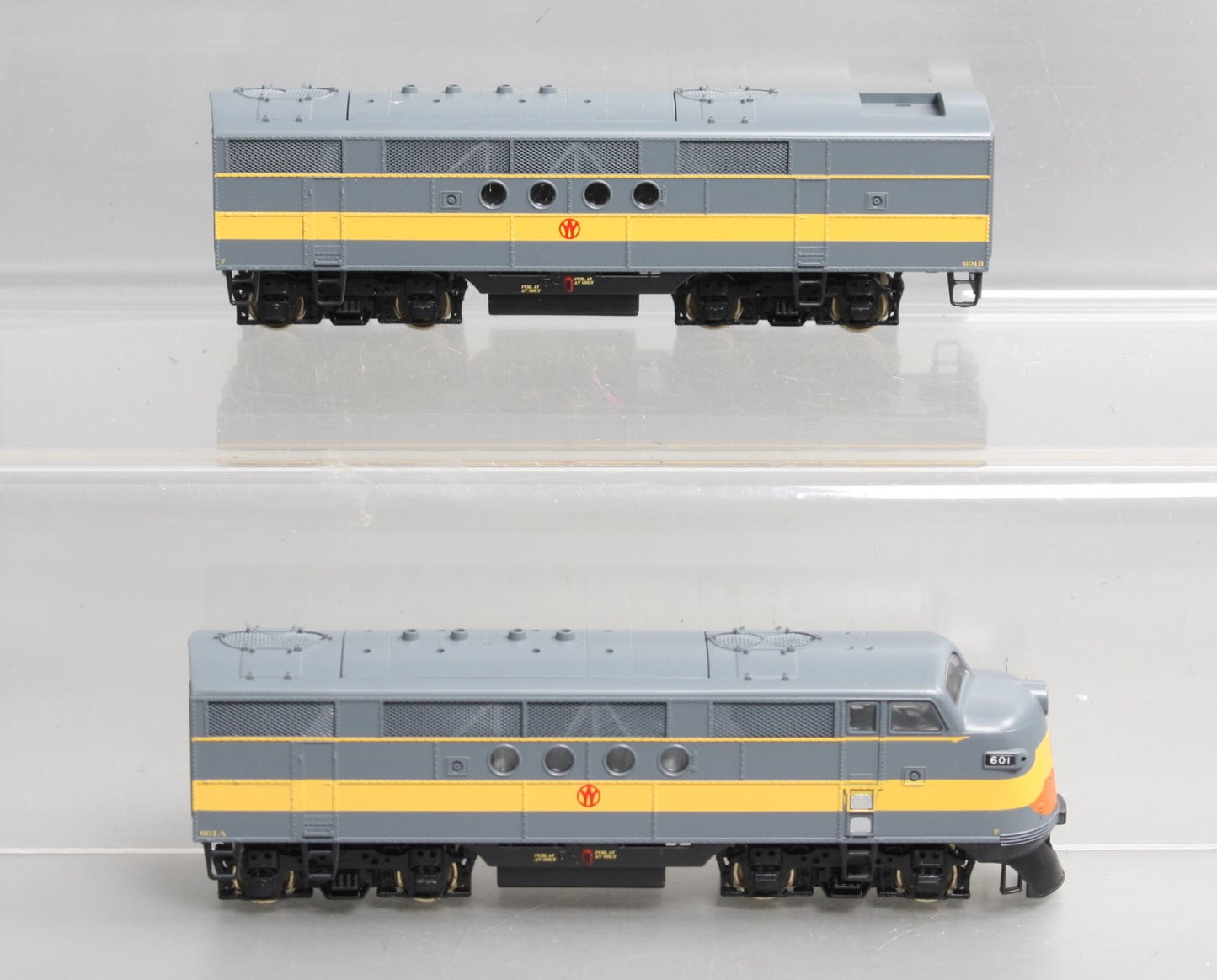 Stewart Hobbies 5045 HO NYO&W EMD FT A/B Diesel Locomotive #1 Set #601