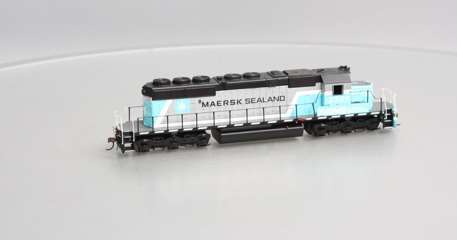 Athearn 71628 HO NS/Maersk Sealand SD40-2 Diesel Locomotive w/DCC