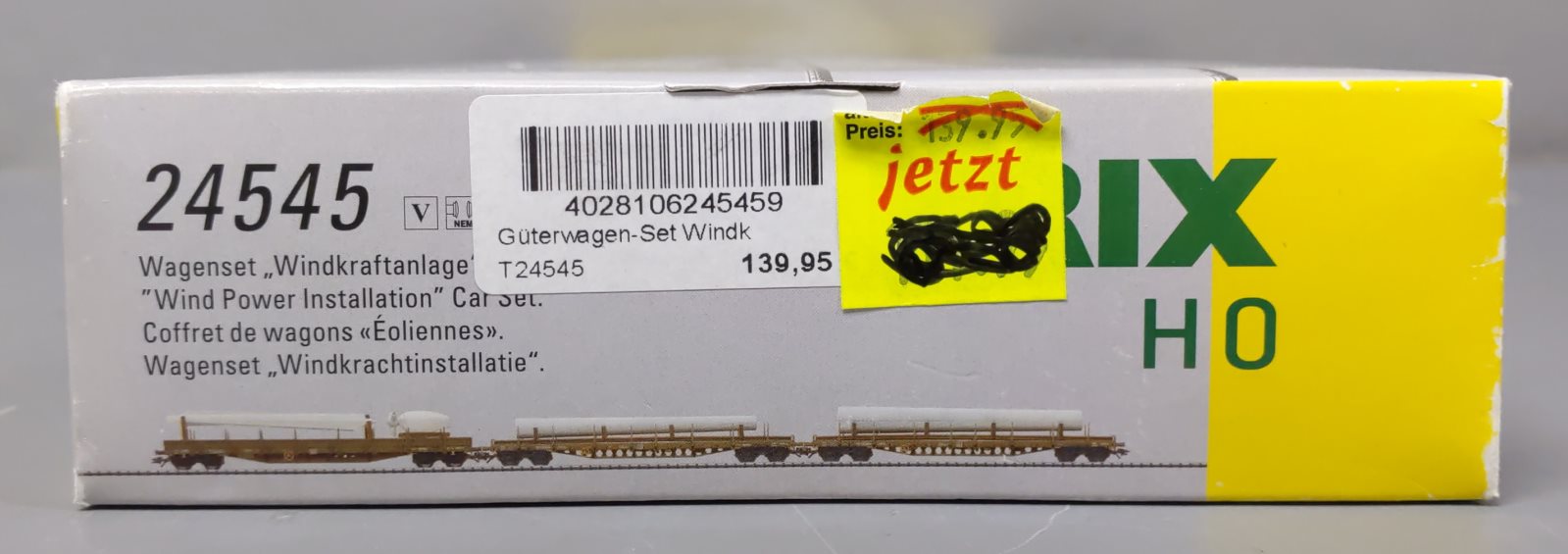 Trix 24545 HO Scale Wind Power Freight Cars (Set of 3)