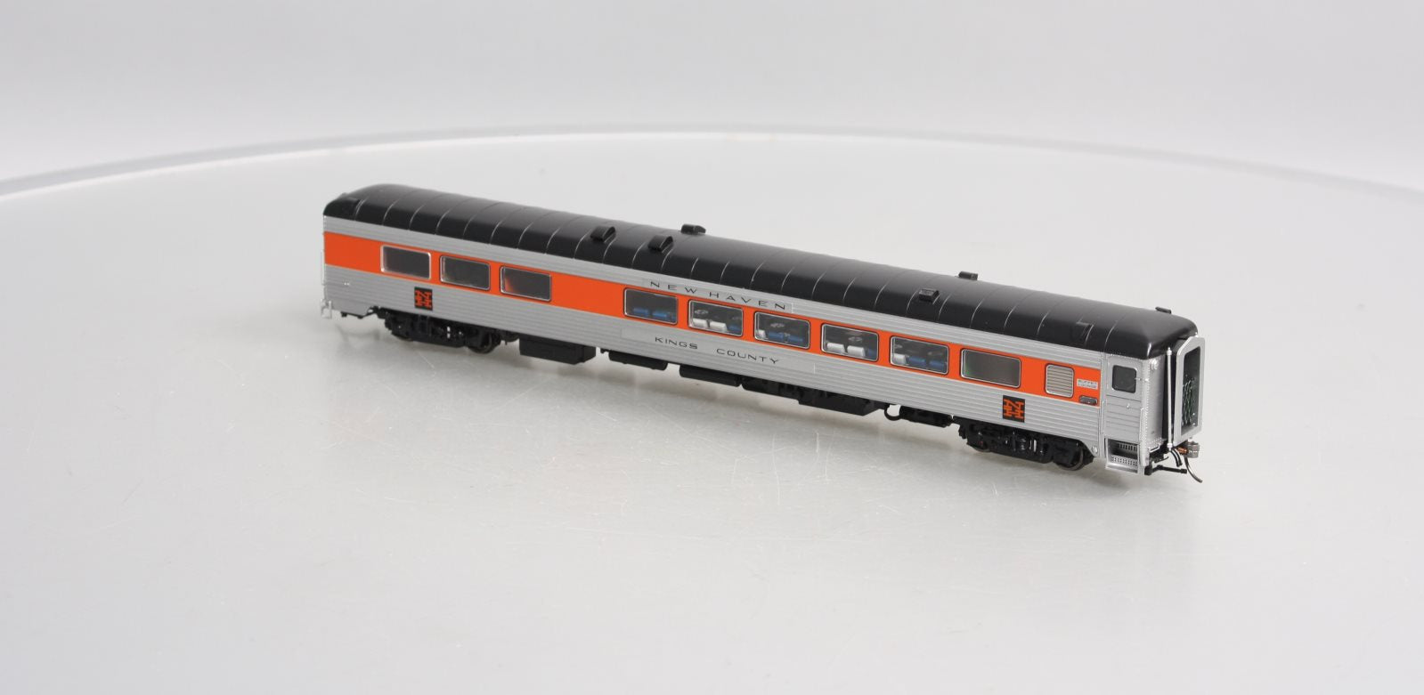 Rapido Trains 134020 HO NH McGinnis Scheme Kings County Passenger Car
