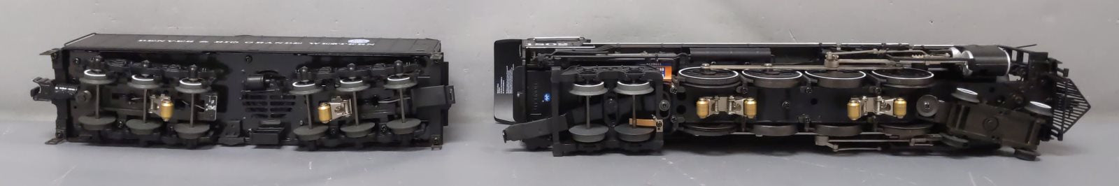 Lionel 2031220 Rio Grande 4-8-4 Steam Locomotive & Tender #1802 w LEGACY