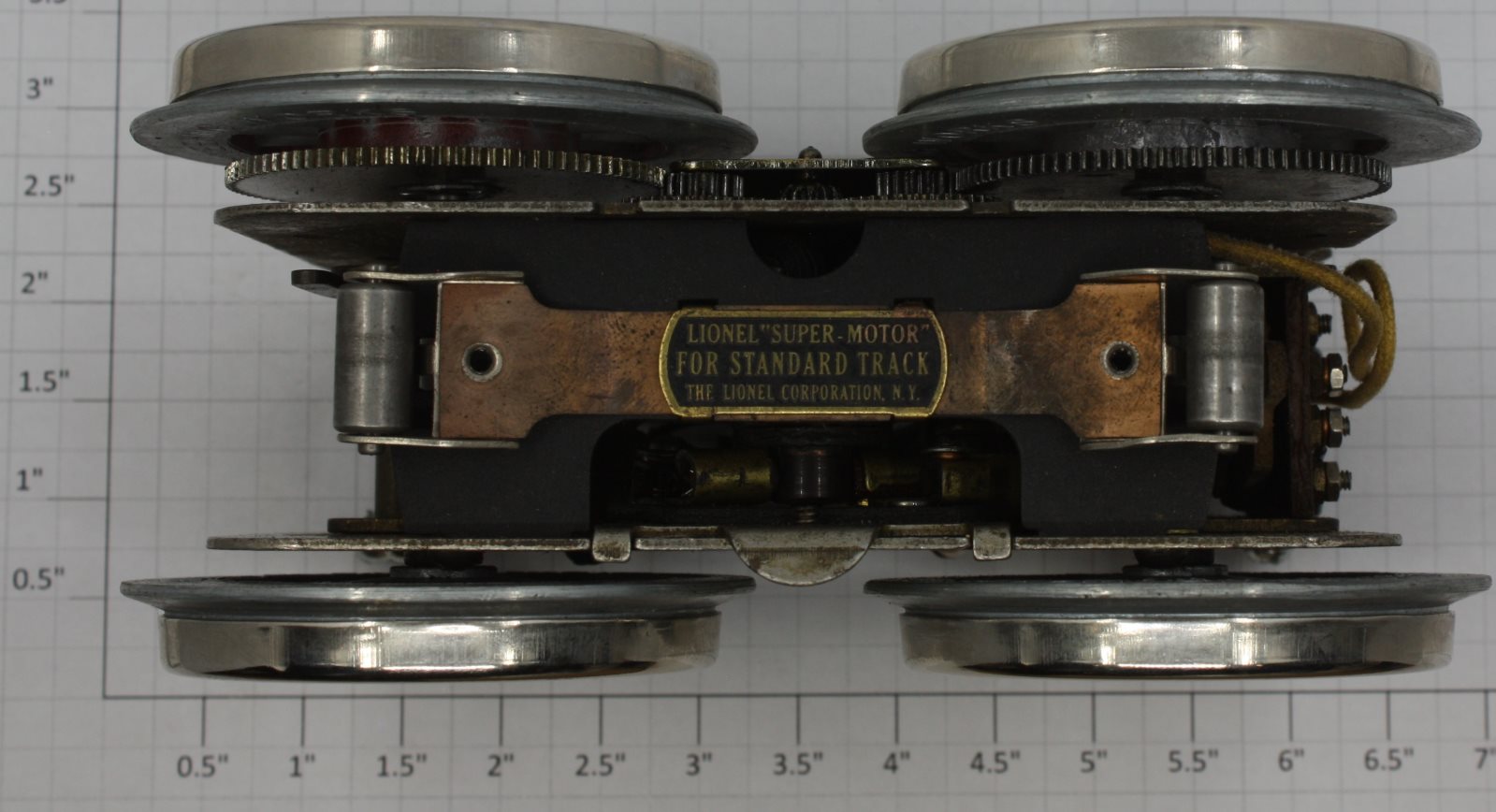 Lionel SM-1 Electric Super Motor with Pendulum Reverse Unit and Red Wheels